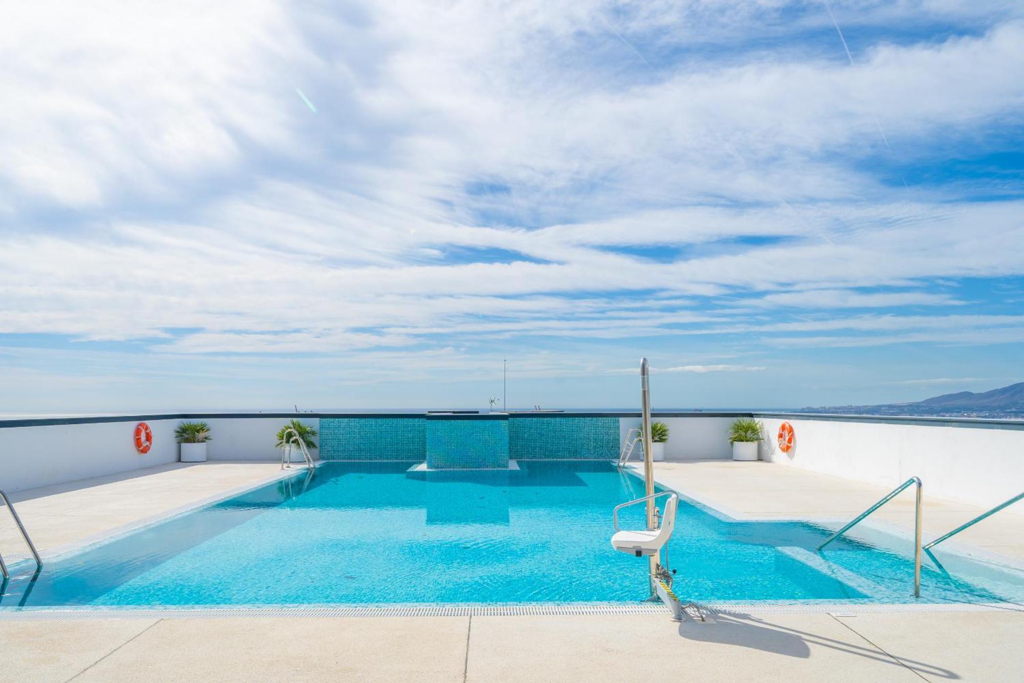 Апартаменты Xpce Urban 3 Malaga Skyline - Parking Free Экстерьер фото