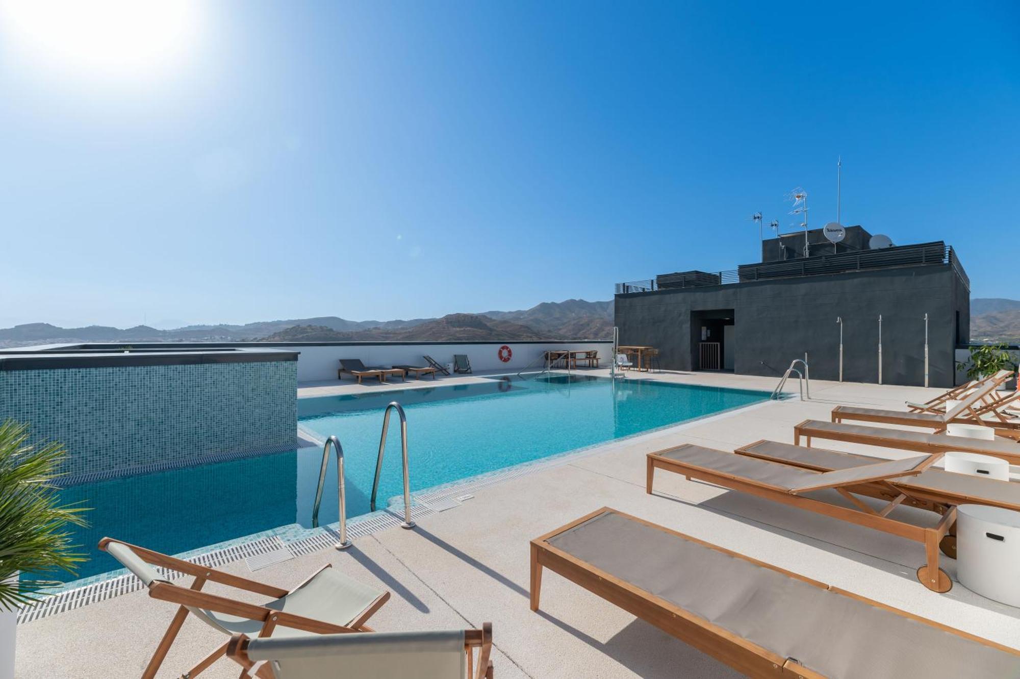 Апартаменты Xpce Urban 3 Malaga Skyline - Parking Free Экстерьер фото